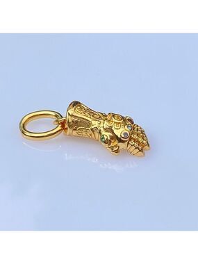 Marvel The Avengers Infinity Gauntlet Dangle Charm